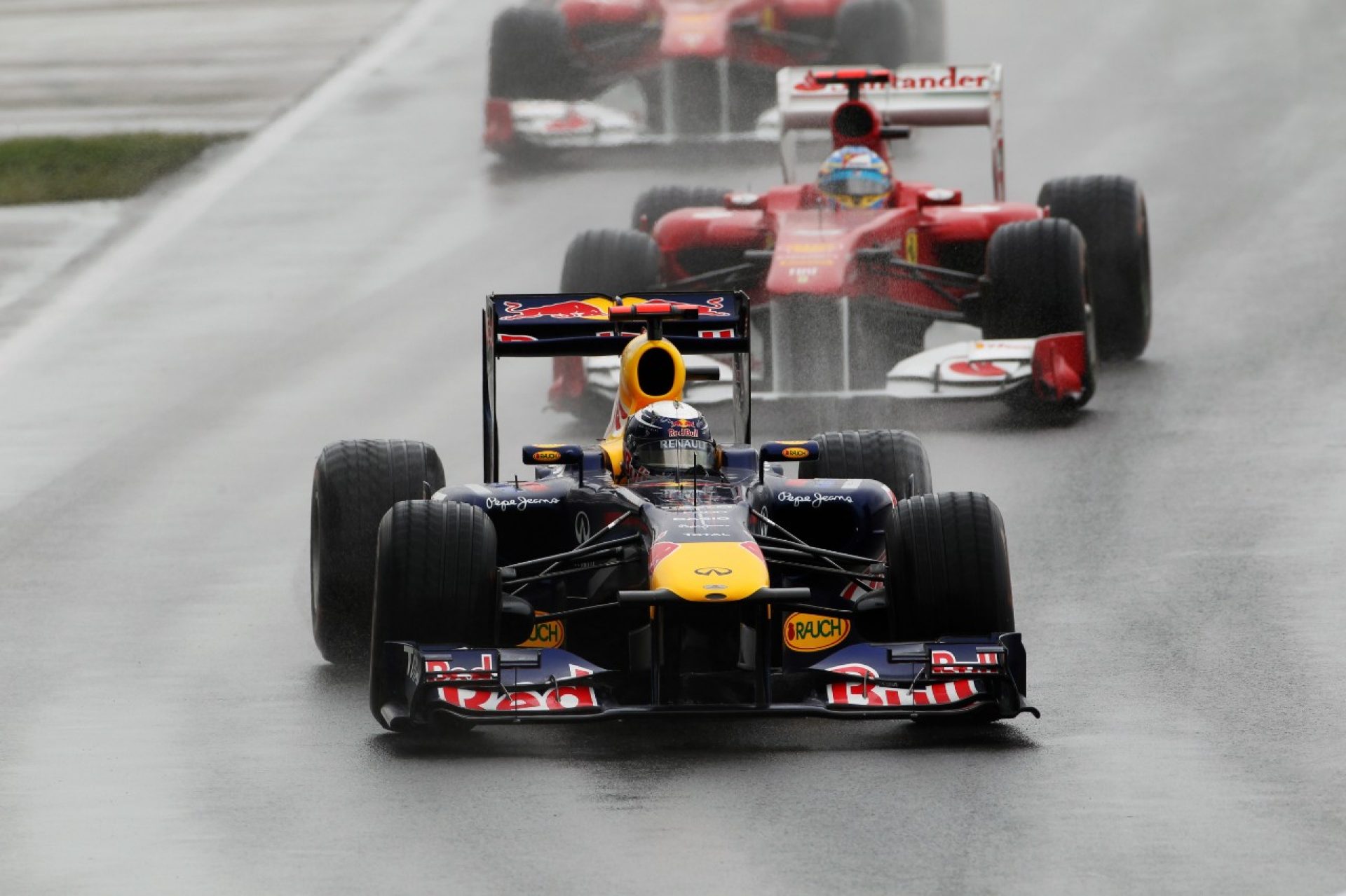 Vettel taking pole in monza 2009